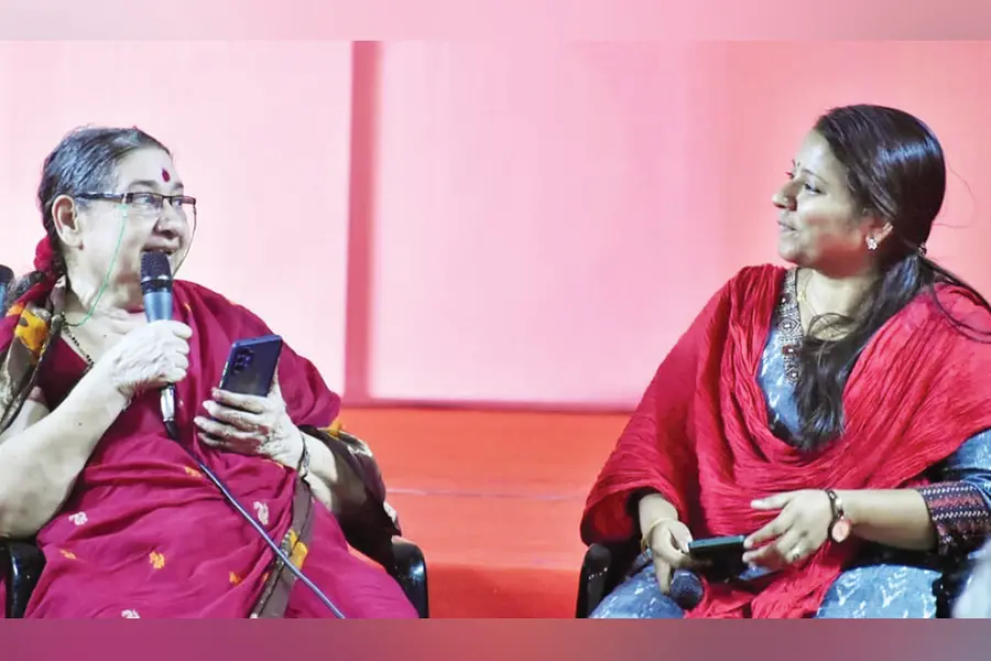 ചിന്തയിലെ ശൂന്യത നീക്കിയത് ശങ്കരദര്ശനം - ഡോ. സുവര്ണ നാലപ്പാട്ട്