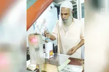 നൽകുന്നത് കലർപ്പില്ലാത്ത ശുദ്ധമായ കാപ്പിപ്പൊടി; പത്തനംതിട്ടയുടെ ഹൃദയത്തിലാണ് ഈ കാപ്പിപ്പൊടി കട