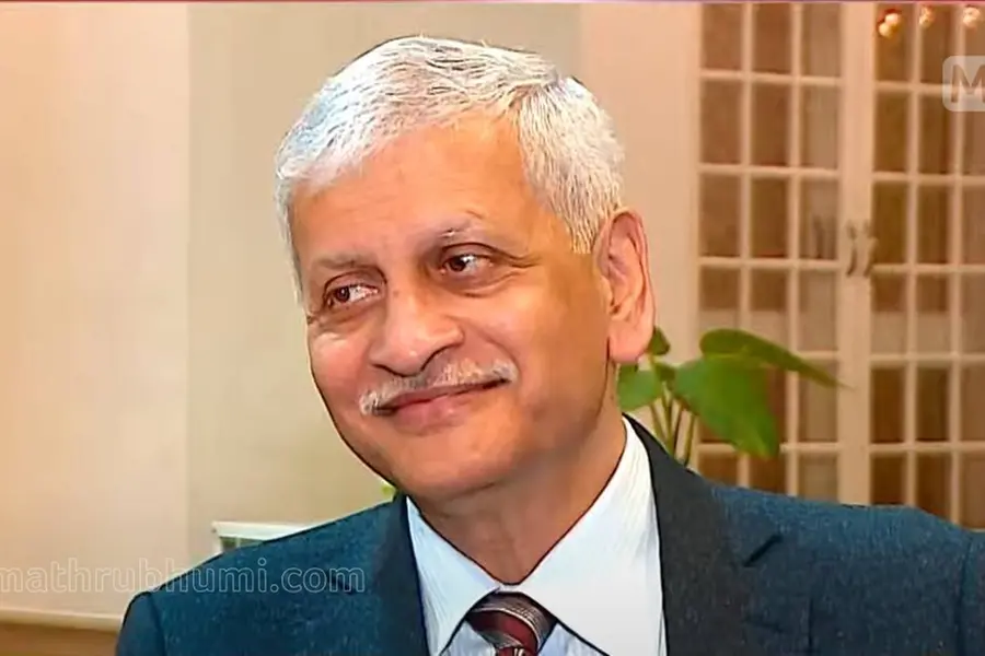 'ക്ഷേത്രംഏറ്റെടുക്കാന്‍ കമ്യൂണിസ്റ്റ് സര്‍ക്കാര്‍ നീക്കം'; ഇന്ദുമല്‍ഹോത്രയുടെ അഭിപ്രായം തള്ളി ലളിത്‌