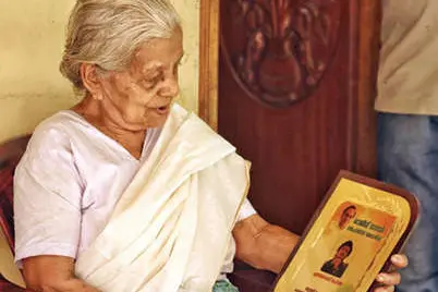 യൂജിനില്‍ എല്‍ദോസ് മെഡലണിയുമോ? വല്യമ്മ കാത്തിരിക്കുന്നു പ്രാര്‍ഥനയോടെ