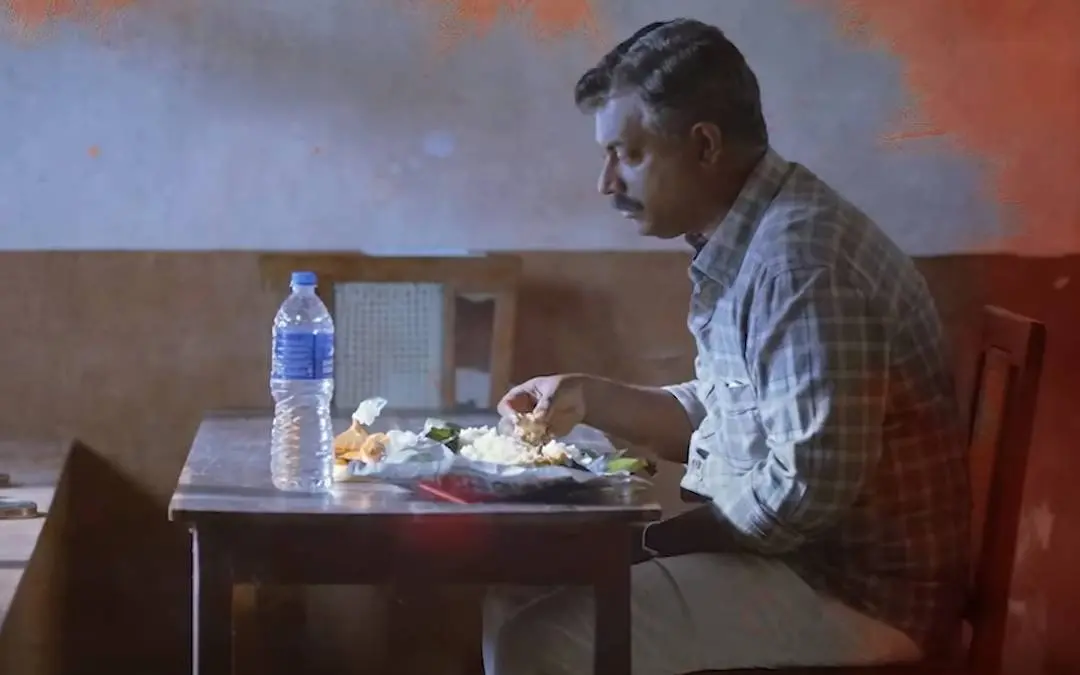 ഭാരത സർക്കസിൽ ബിനു പപ്പു | ഫോട്ടോ: സ്ക്രീൻഗ്രാബ്