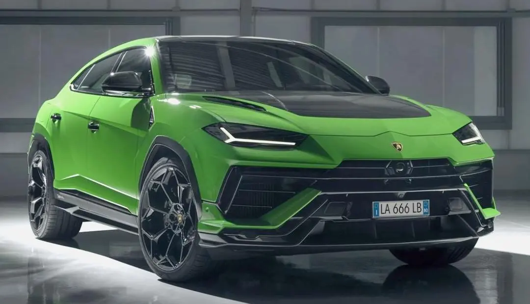 ലംബോര്ഗിനി ഉറുസ് പെര്ഫോമെന്റെ | Photo: Lamborghini