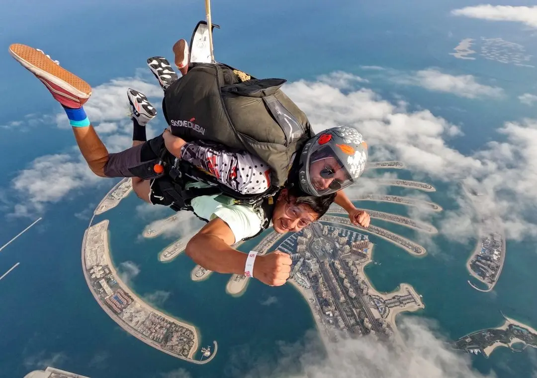 Photo: instagram.com/skydivedubai
