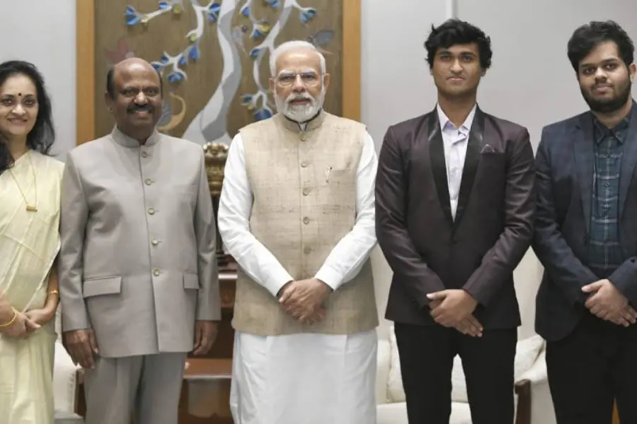 ബംഗാള്‍ ഗവര്‍ണര്‍ സി.വി. ആനന്ദബോസ് പ്രധാനമന്ത്രിയെ സന്ദര്‍ശിച്ചു