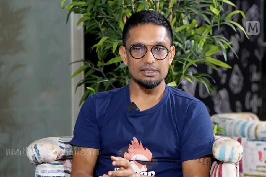 വ്യക്തിയോടുള്ള വൈരാഗ്യത്തിന്റെ പേരിൽ ഒരു കലാരൂപത്തെ കൊല്ലരുത് -ചട്ടമ്പിയുടെ സംവിധായകൻ
