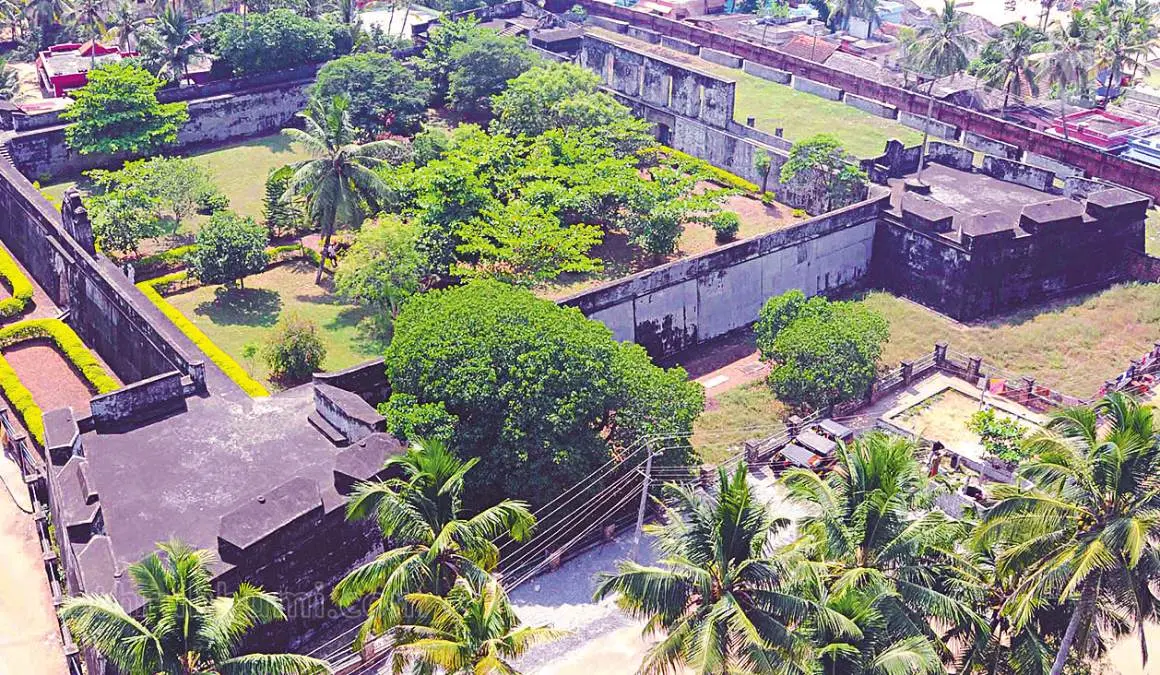 അഞ്ചുതെങ്ങ് കോട്ട