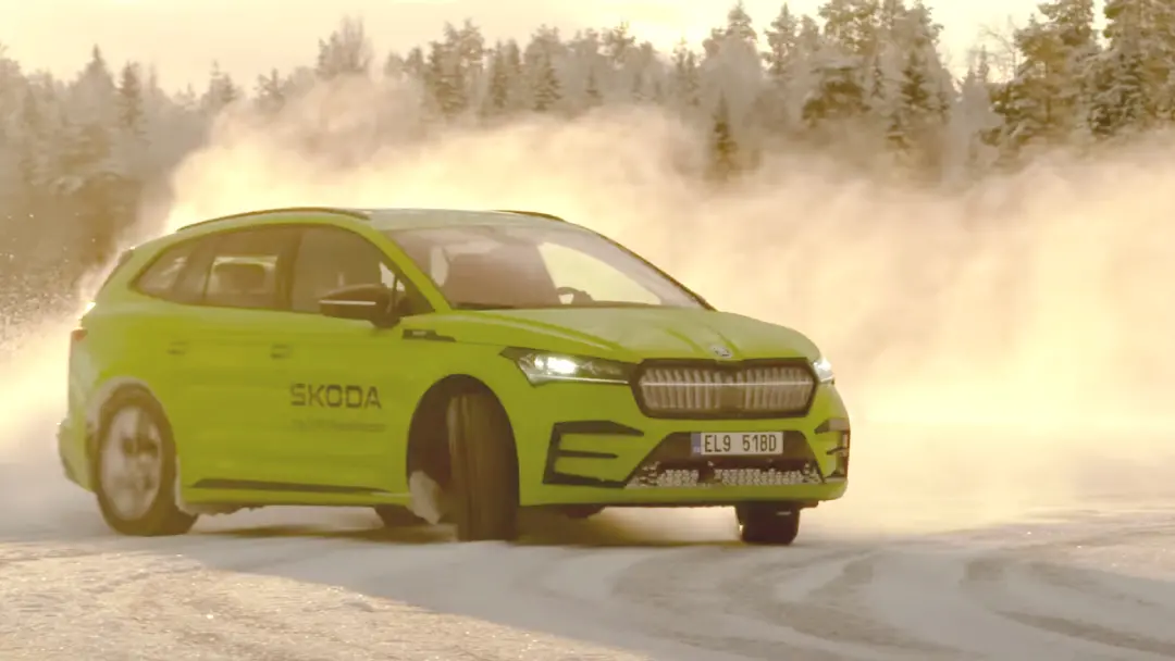 സ്കോഡ എന്യാക് ആര്.എസ്4 ഡ്രിഫ്റ്റ് ചെയ്യുന്നു | Photo: Skoda
