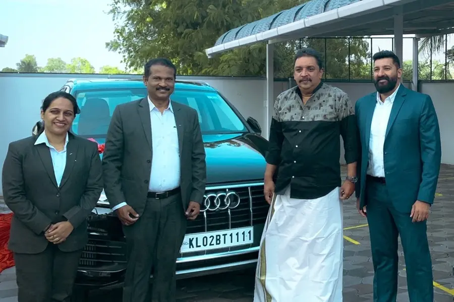 നിരത്ത് നിറയുന്ന ആഡംബരം; ഔഡിയുടെ Q7 എസ്.യു.വി. സ്വന്തമാക്കി ഷിബു ബേബി ജോണ്‍