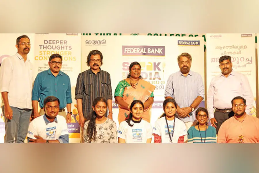 യുവാക്കള് രാജ്യം വിടുന്നു, ഇന്ത്യയ്ക്കുവേണ്ടി സംസാരിക്കാൻ ആളില്ലാതാകുന്ന കാലം - സി.വി. ബാലകൃഷ്ണൻ