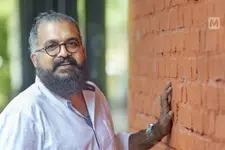 സിനിമയിലെ സ്കൂൾ വിദ്യാർത്ഥിയാണ് ഞാൻ, ബറോസ് ചെയ്തപ്പോൾ കോളേജിലെത്തിയതുപോലെ -സന്തോഷ് രാമൻ