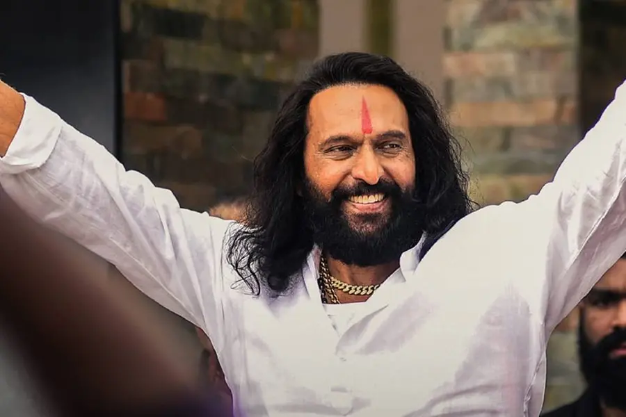 ബാബു ആന്റണിക്ക് കോമഡിയും വശമുണ്ടോ? മദനനായി തകര്ത്തു താരം