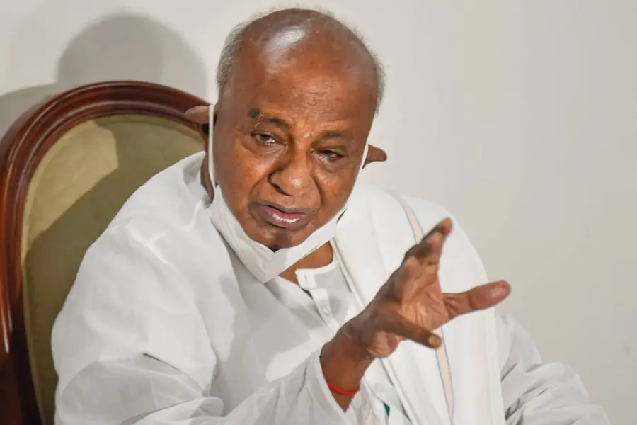 'കര്ണാടകയില് സാഹചര്യങ്ങള് JDS-ന് അനുകൂലം, BJP വരുത്തിയ പിഴവിന്റെ ഗുണം കോണ്ഗ്രസിന് കിട്ടും'