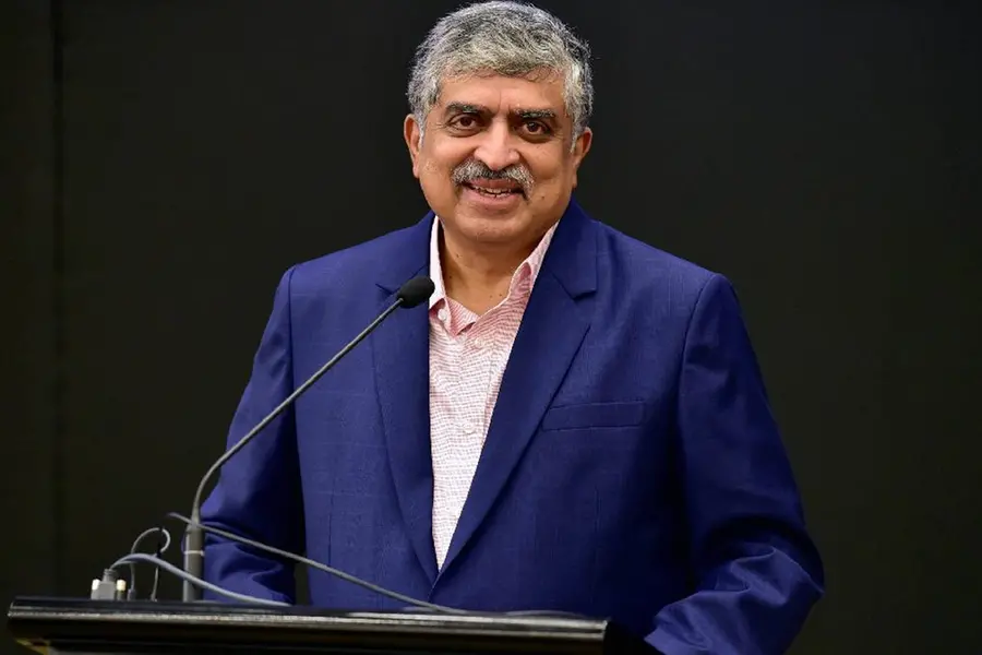 പൂര്വവിദ്യാര്ഥിയുടെ സമ്മാനം; നന്ദന് നിലേകനി ബോംബെ ഐഐടിക്ക് നല്കിയത് 315 കോടി