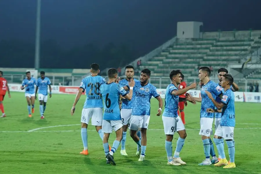 ഇന്ജുറി ടൈമില് പെനാല്റ്റി; ചര്ച്ചില് ബ്രദേഴ്സിനെ പരാജയപ്പെടുത്തി മുബൈ സിറ്റി