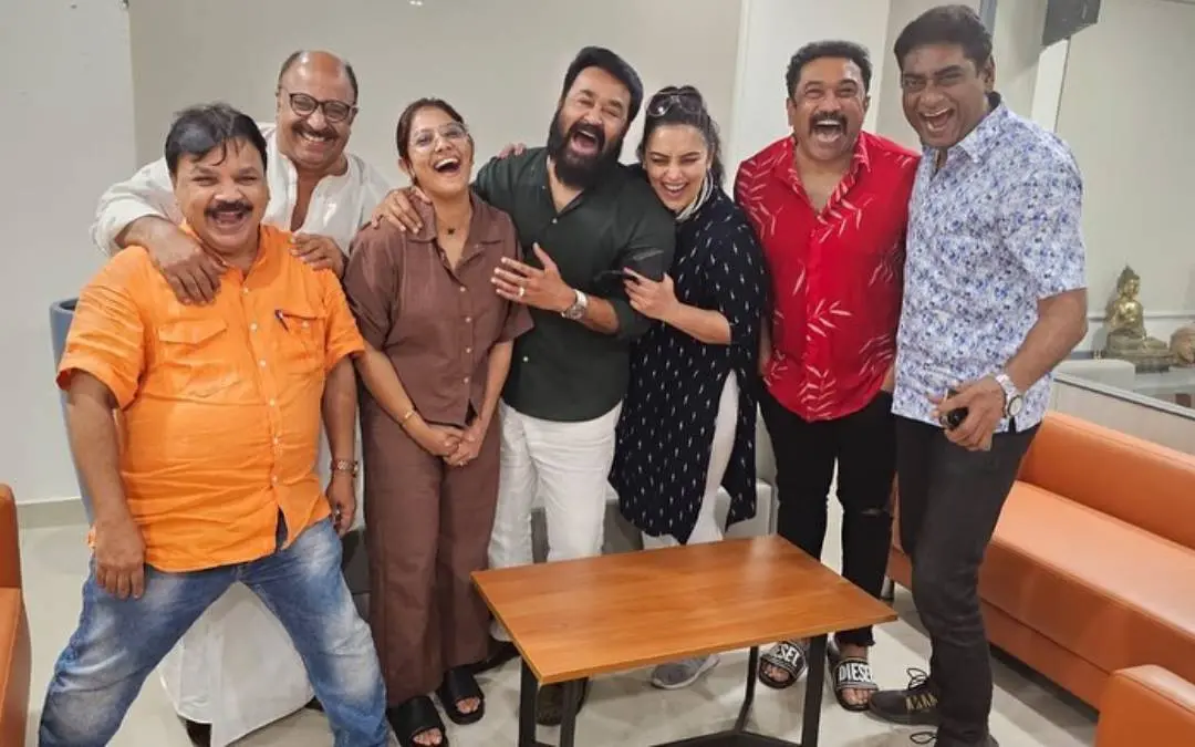 പിറന്നാൾ ആഘോഷത്തിൽ നിന്നും | PHOTO: FACEBOOK/RACHANA NARAYANANKUTTY