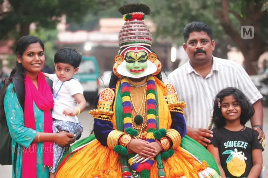 കലയാണ് ഹൃദ്യ ഹസീനിന്റെ മതം; രുക്മിണി സ്വയംവരത്തിലെ കൃഷ്ണനായി ആടി എ ഗ്രേഡ് നേടി