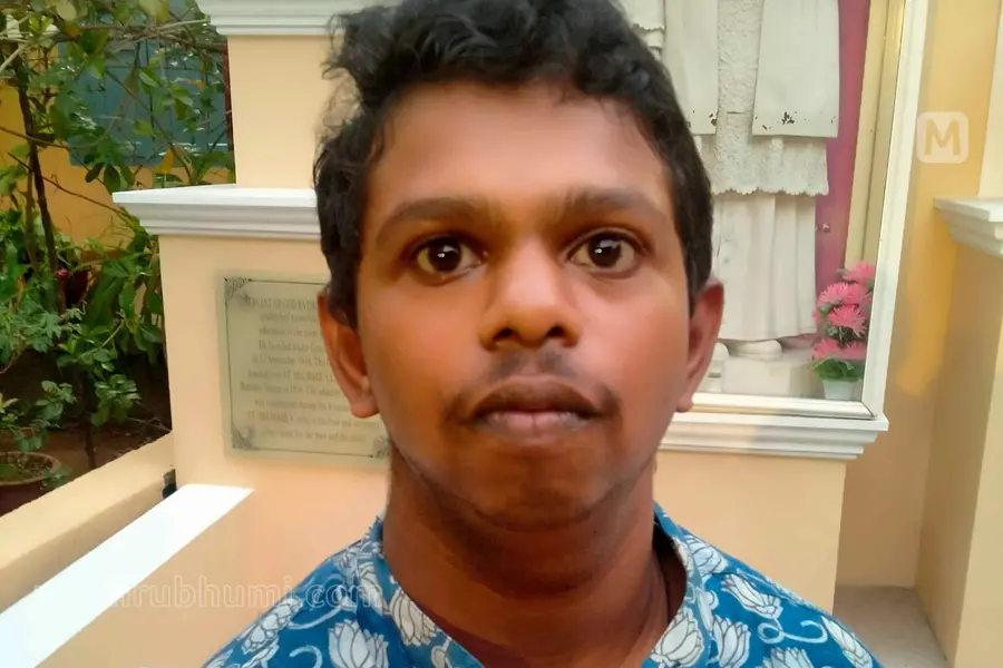 സഹമത്സരാര്ഥികള് രാഗവിസ്താരത്തിന്റെ ആദ്യശീല് മുളുമ്പോള് വരദ്ശ്രീ പറയും, രാഗം ഏതെന്ന്