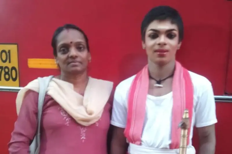 യൂട്യൂബില് നിന്ന് നാടോടി നൃത്തം പഠിച്ചു, സിദ്ധുവിന് എ ഗ്രേഡിന്റെ മധുരം