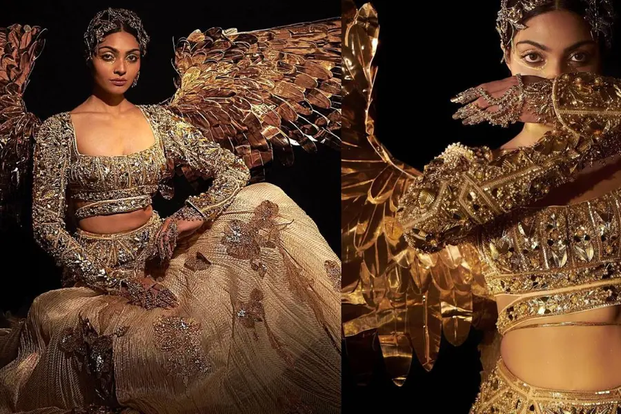സ്വര്ണപ്പക്ഷിയായി ദിവിത റായി ; ശ്രദ്ധ നേടി മിസ് യൂണിവേഴ്സ് മത്സരാര്ത്ഥിയുടെ വസ്ത്രം