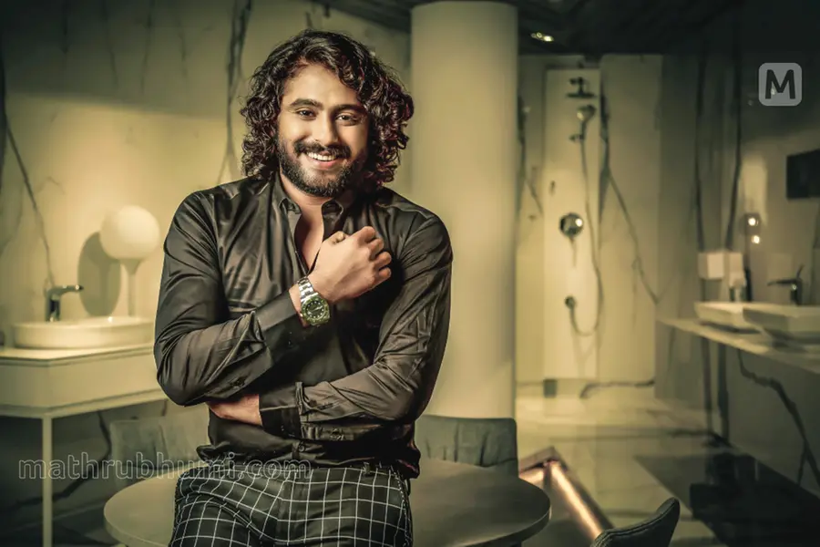 'അനിമൽ സ്റ്റാർ എന്നുപറഞ്ഞ് ട്രോൾ വന്നിട്ടുണ്ട്; നാളെ വല്ല ദിനോസറിനുമൊപ്പമായിരിക്കും, പറയാൻ പറ്റില്ല'
