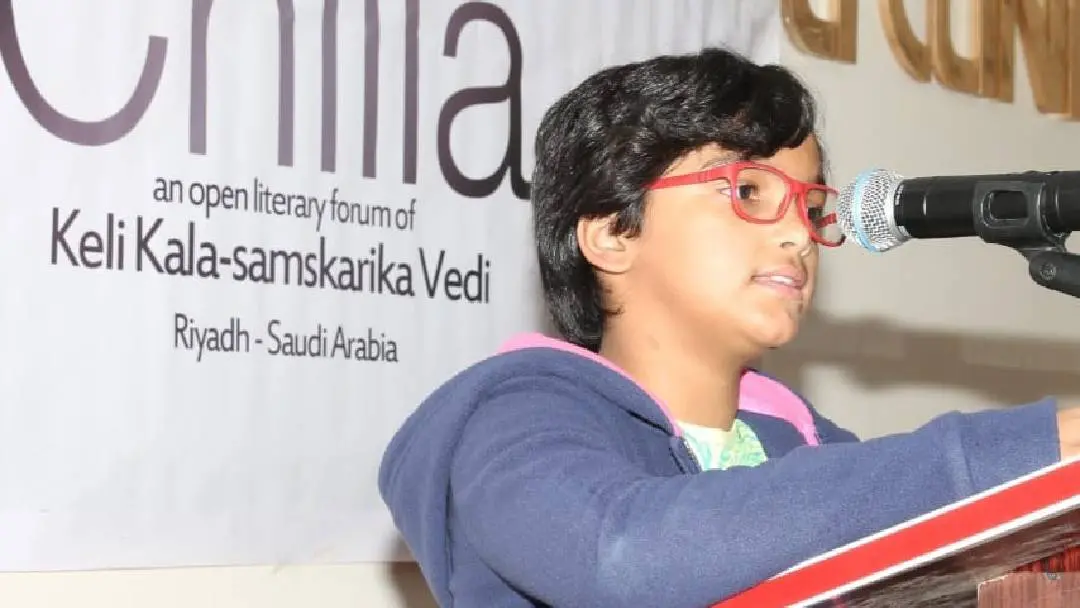 ചില്ല ഫെബ്രുവരി വായന എച്ച്.ജി.വെല്സിന്റെ 'ടൈം മെഷീന്' കഥയുടെ വായനാനുഭവം പങ്കുവച്ചുകൊണ്ട് സ്നിഗ്ദ്ദ വിപിന്കുമാര് ഉദ്ഘാടനം ചെയ്യുന്നു