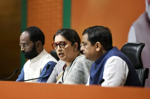 ജോര്ജ് സോറോസിന്റെ വിവാദപ്രസ്താവനക്കെതിരെ നടത്തിയ വാര്ത്താസമ്മേളനത്തില് സ്മൃതി ഇറാനി സംസാരിക്കുന്നു | Photo : ANI