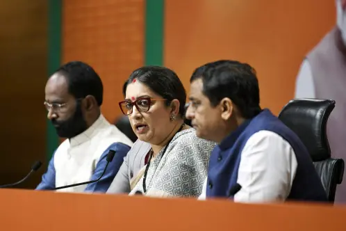 'അദാനി' മോദിക്ക് തിരിച്ചടിയാവും, ജനാധിപത്യം നന്നാവുമെന്ന് സോറസ്; ഇന്ത്യക്കെതിരായ ആക്രമണമെന്ന് ബിജെപി