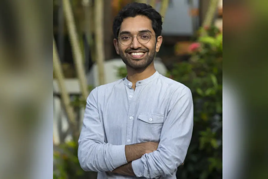മനു എസ്. പിള്ളയ്ക്ക് ലണ്ടന് കിങ്സ് കോളേജില്നിന്ന് പി.എച്ച്.ഡി.