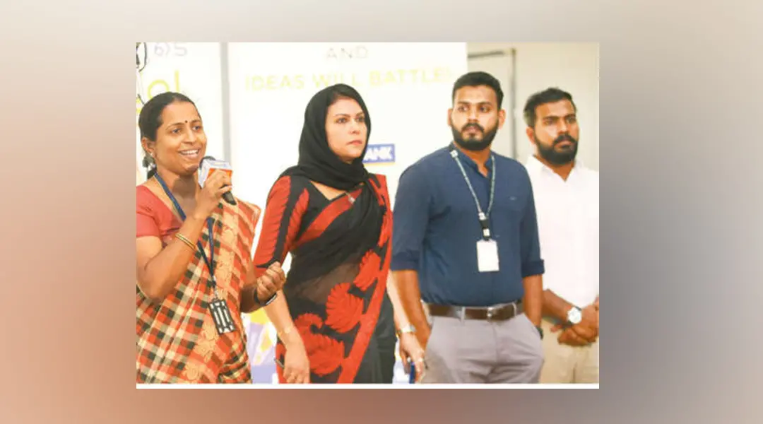 മണ്ണാർക്കാട് എം.ഇ.എസ്. കല്ലടി കോളേജിൽ നടത്തിയ ഫെഡറൽ ബാങ്ക് 'സ്പീക്ക് ഫോർ ഇന്ത്യ' സംവാദം ഫെഡറൽ ബാങ്ക് അസി. വൈസ് പ്രസിഡന്റും മണ്ണാർക്കാട് ശാഖാമേധാവിയുമായ ബി. രമ്യ ഉദ്ഘാടനം ചെയ്യുന്നു. എം.ഇ.എസ്. കല്ലടി കോളേജ് പ്രിൻസിപ്പൽ വി.എ. ഹസീന, ഡിബേറ്റ് ക്ലബ്ബ് അധ്യാപക കോ-ഓർഡിനേറ്റർ സിറാജുദ്ദീൻ, ഡിബേറ്റ് ക്ലബ്ബ് ചെയർമാൻ ഷാനവാസ് വരവൂർ എന്നിവർ സമീപം