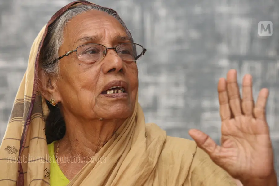 തിരിച്ചറിവ് വേണം, പെണ്കുട്ടികള് ധൈര്യശാലികളാവണം- നിലമ്പൂര് ആയിഷ