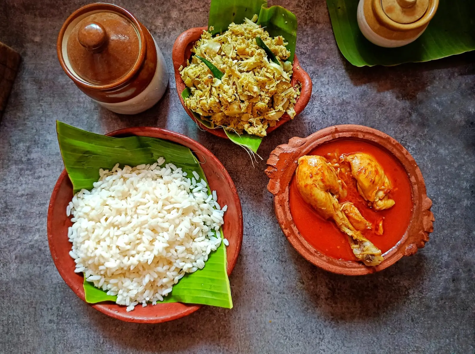 ഇടിച്ചക്ക തോരനും ചിക്കന് മുളകിട്ടതും