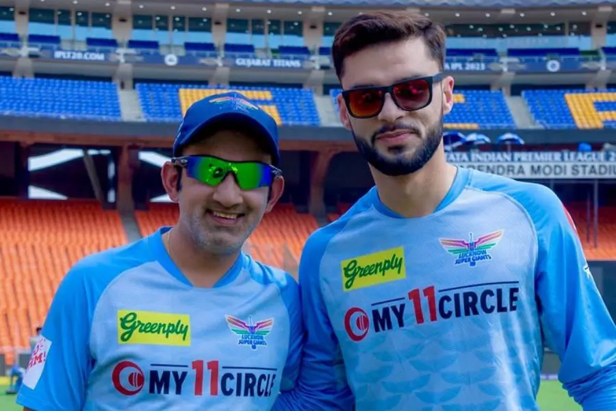 ഗ്രൗണ്ടിലെ വാക്കേറ്റത്തിനു പിന്നാലെയും കോലിയെ വിടാതെ നവീന്റെ പോസ്റ്റ്; കമന്റുമായി ഗംഭീറും
