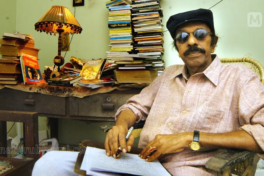 വീണ്ടും വായിക്കാന്‍ പുസ്തകമില്ലാതെ വന്നപ്പോള്‍ സ്വന്തമായി കഥകളെഴുതി വായിച്ച കോട്ടയം പുഷ്പനാഥ്