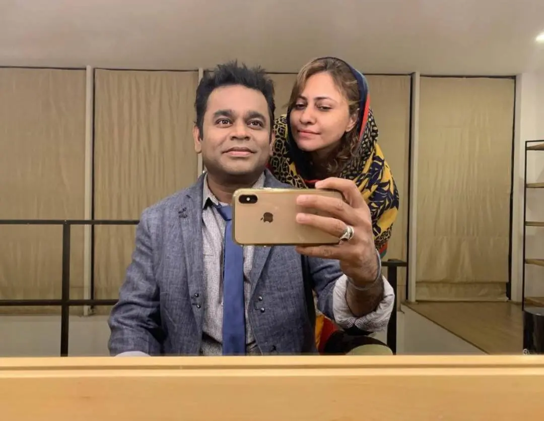 എആര് റഹ്മാന് ഭാര്യ സൈറ ബാനുവിനൊപ്പം | Photo: instagram/ ar rahman