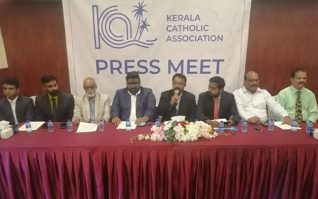 കെ.സി.എ. ഭാരവാഹികള്‍ വാര്‍ത്താസമ്മേളനത്തില്‍