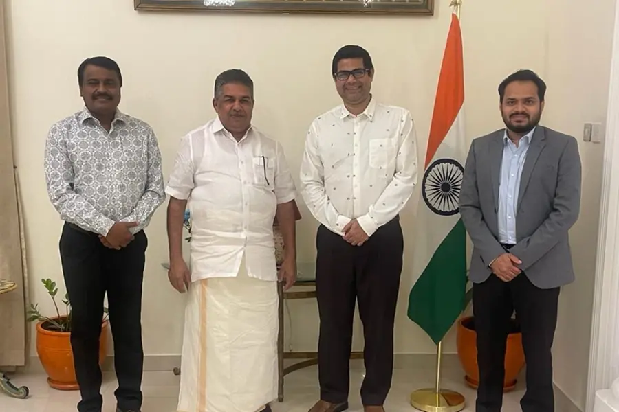 മന്ത്രി സജി ചെറിയാന്‍ നിയുക്ത ഇന്ത്യന്‍ അംബാസഡറെ സന്ദര്‍ശിച്ചു