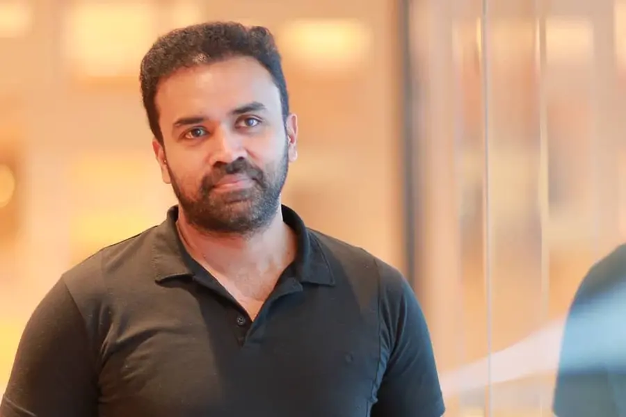 20 മിനിറ്റ് കട്ട് ചെയ്യണമെന്ന് പറഞ്ഞ തിയേറ്റർ ഉടമ പിന്നീട് ഖേദം പ്രകടിപ്പിച്ചുവിളിച്ചു -റോണി ഡേവിഡ്