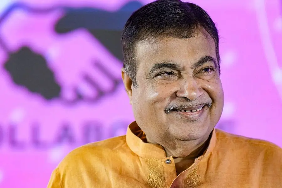 'വീണ്ടും ഞങ്ങള് അധികാരത്തിലേറുമെന്ന് ഉറപ്പില്ലായിരിക്കാം, പക്ഷെ അത്താവലെ..' തമാശ പറഞ്ഞ് ഗഡ്കരി