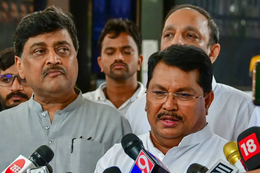 മഹാരാഷ്ട്രയില് പ്രതിപക്ഷനേതാവിനെ പ്രഖ്യാപിച്ച് കോണ്ഗ്രസ്; കൗണ്സിലിലും അവകാശവാദം ഉന്നയിക്കും