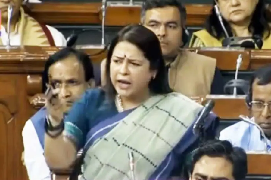 'മിണ്ടാതിരുന്നില്ലെങ്കിൽ ഇ.ഡി വീട്ടിൽവരും'; പ്രതിപക്ഷത്തെ ഭീഷണിപ്പെടുത്തി കേന്ദ്രമന്ത്രി | വീഡിയോ