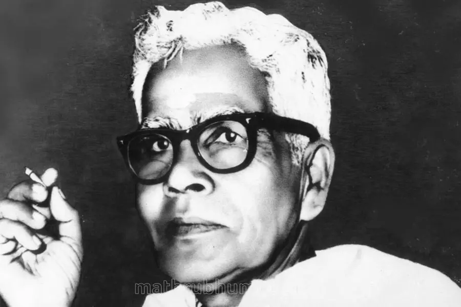 പാലവും പുഴയും മനുഷ്യനും ചേരുന്ന ബൃഹത്തായ ഒരു ഇന്സ്റ്റലേഷന്റെ പേരാകുന്നു ഇടശ്ശേരി!