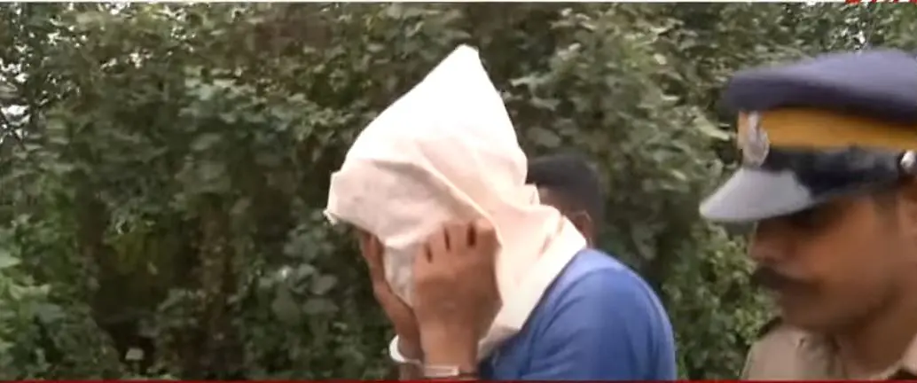 ഫിർദോസ് അലിയെ തെളിവെടുപ്പിനെത്തിച്ചപ്പോൾ