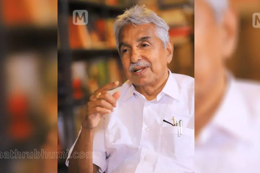 ജനം കൂവി; ഉമ്മന് ചാണ്ടി ഉണര്ന്നു; പൊലീസ് സ്പോര്ട്സ് രക്ഷപ്പെട്ടു