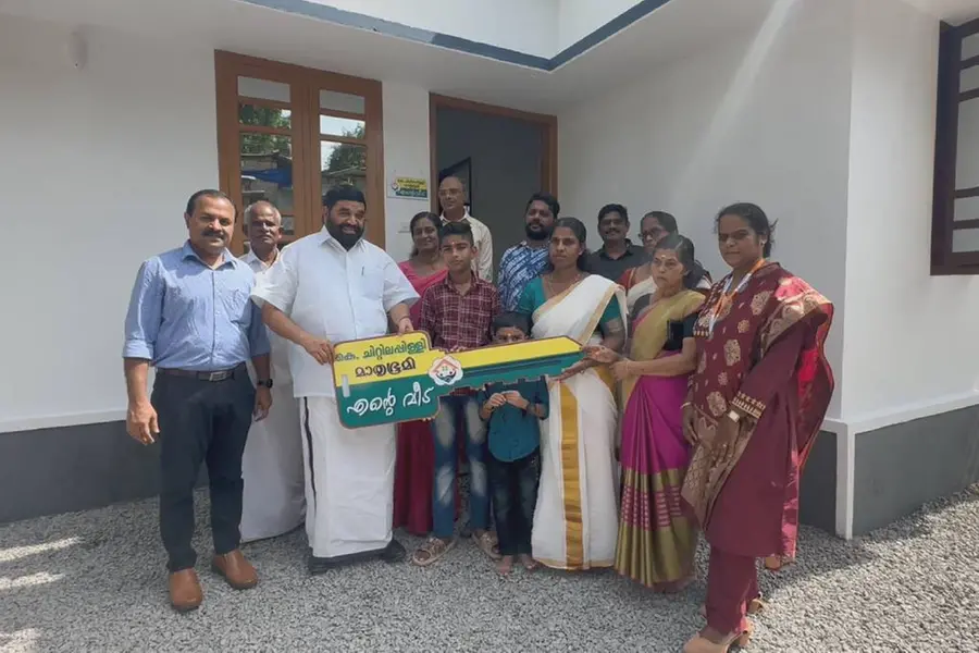 പ്രതിഭയ്ക്ക് ഇനി സ്വന്തം ഭവനം; 'എന്റെ വീട്' പദ്ധതിയിലെ 100-ാം വീട് കൈമാറി