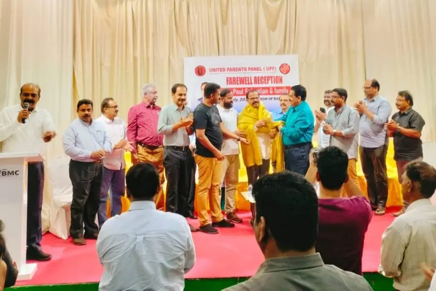 അഡ്വ. പോള്‍ സെബാസ്റ്റ്യനും കുടുംബത്തിനും യാത്രയയപ്പ് നല്‍കി