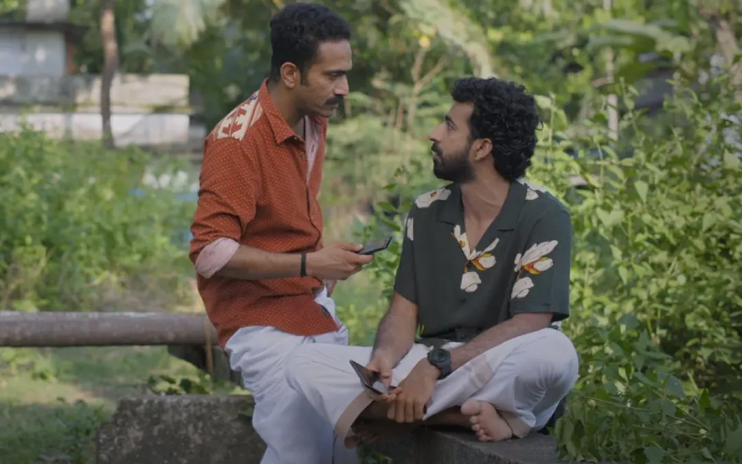 ട്രെയിലറിൽ നിന്നും