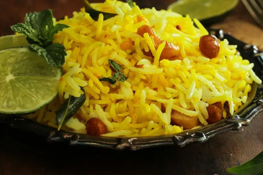 കുട്ടികള് ലഞ്ച് ബോക്സില് കൊടുക്കാം ; രുചികരമാണ് ലെമണ് റൈസ്