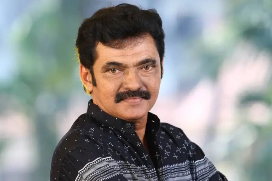 അതോടെ അവര് സിനിമയിലങ്ങ് കേറിപ്പോയി, ഞാന് വീണ്ടും തനിച്ചായി- കലാഭവന് ഹനീഫ് | അഭിമുഖം