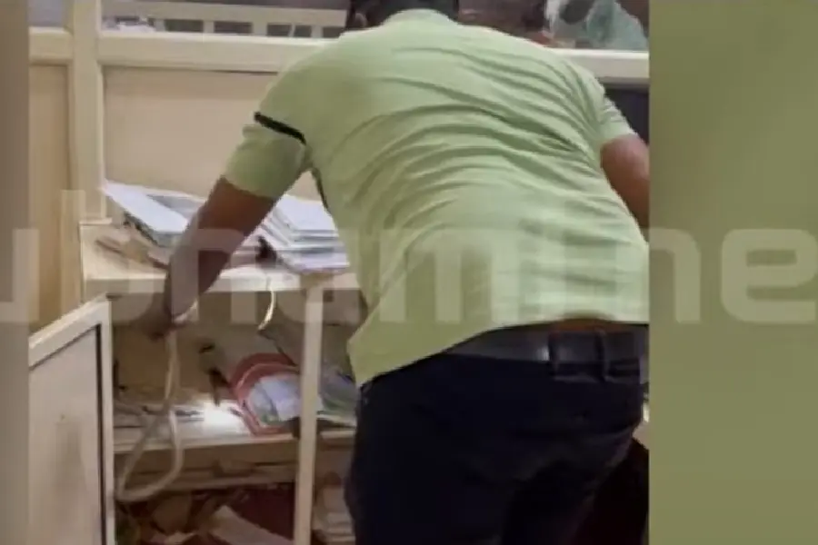 തൃശ്ശൂര് വിജിലന്സ് കോടതിയില് ചേരപ്പാമ്പ്; കണ്ടത് സാക്ഷി പറയാനെത്തിയ ആള്