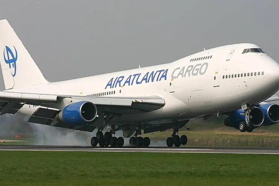 കുതിര കൂട്ടില്നിന്ന് പുറത്തുചാടി; ബോയിങ് 747 വിമാനം അടിയന്തരമായി തിരിച്ചിറക്കി